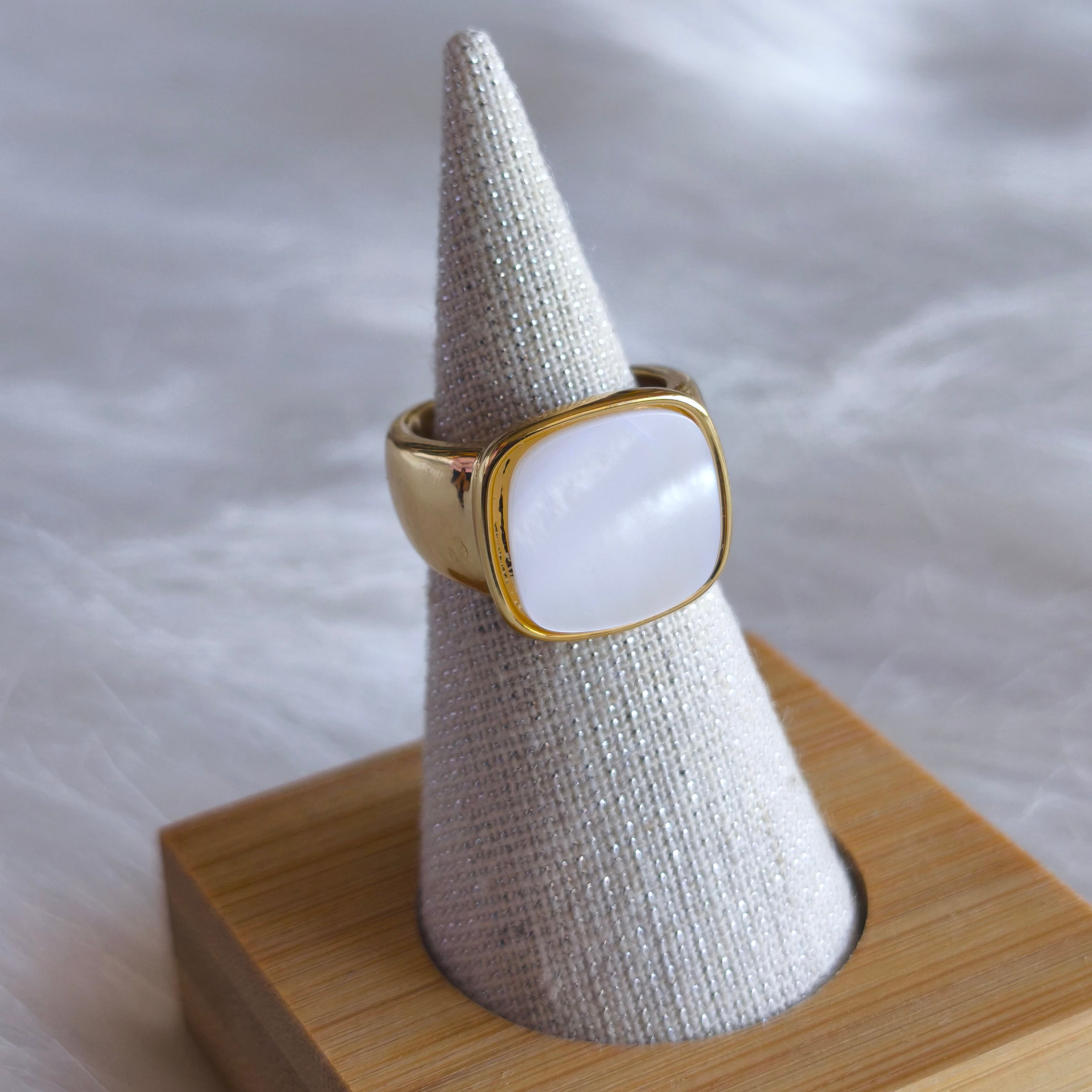 Anillo Magnolia