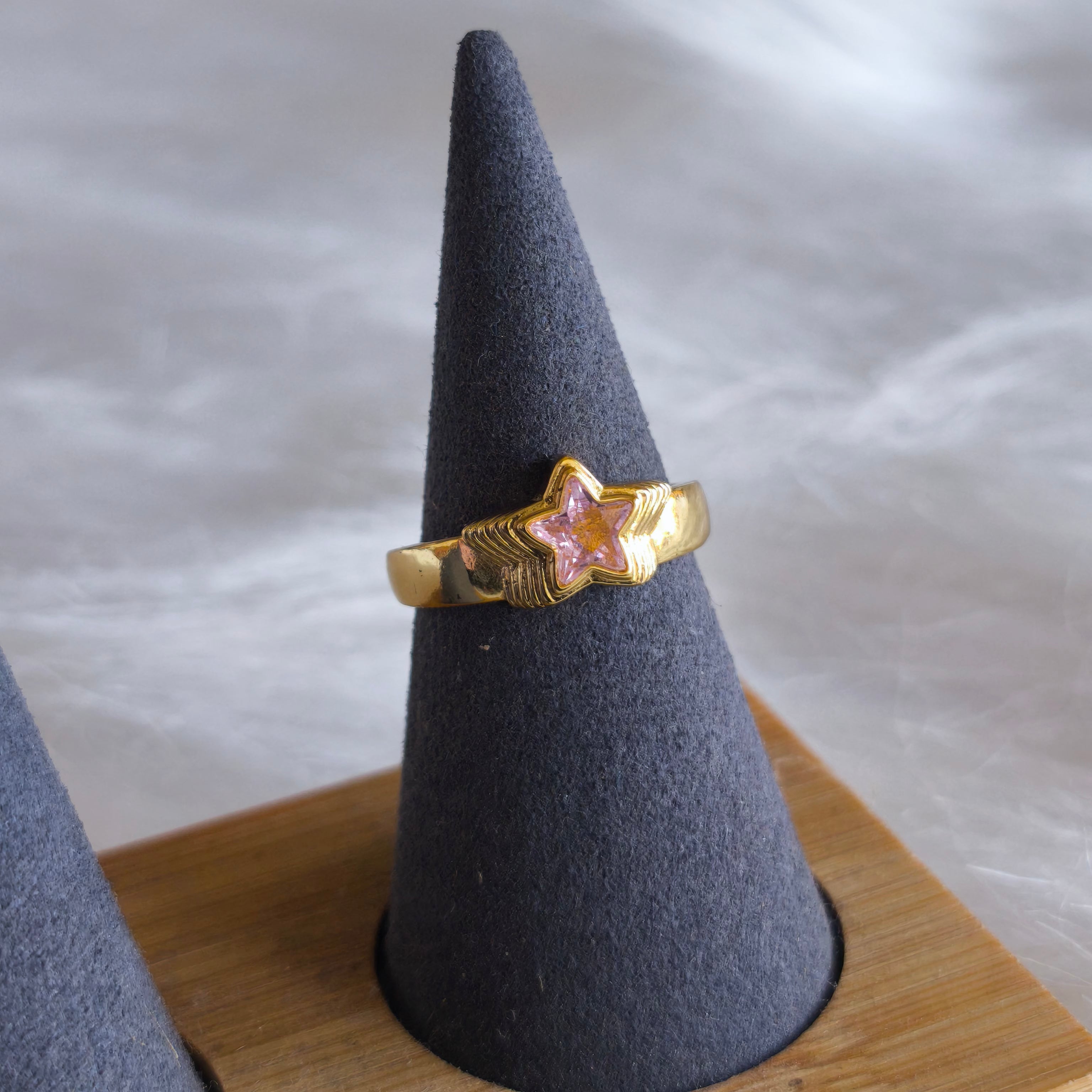 Anillo estrellado