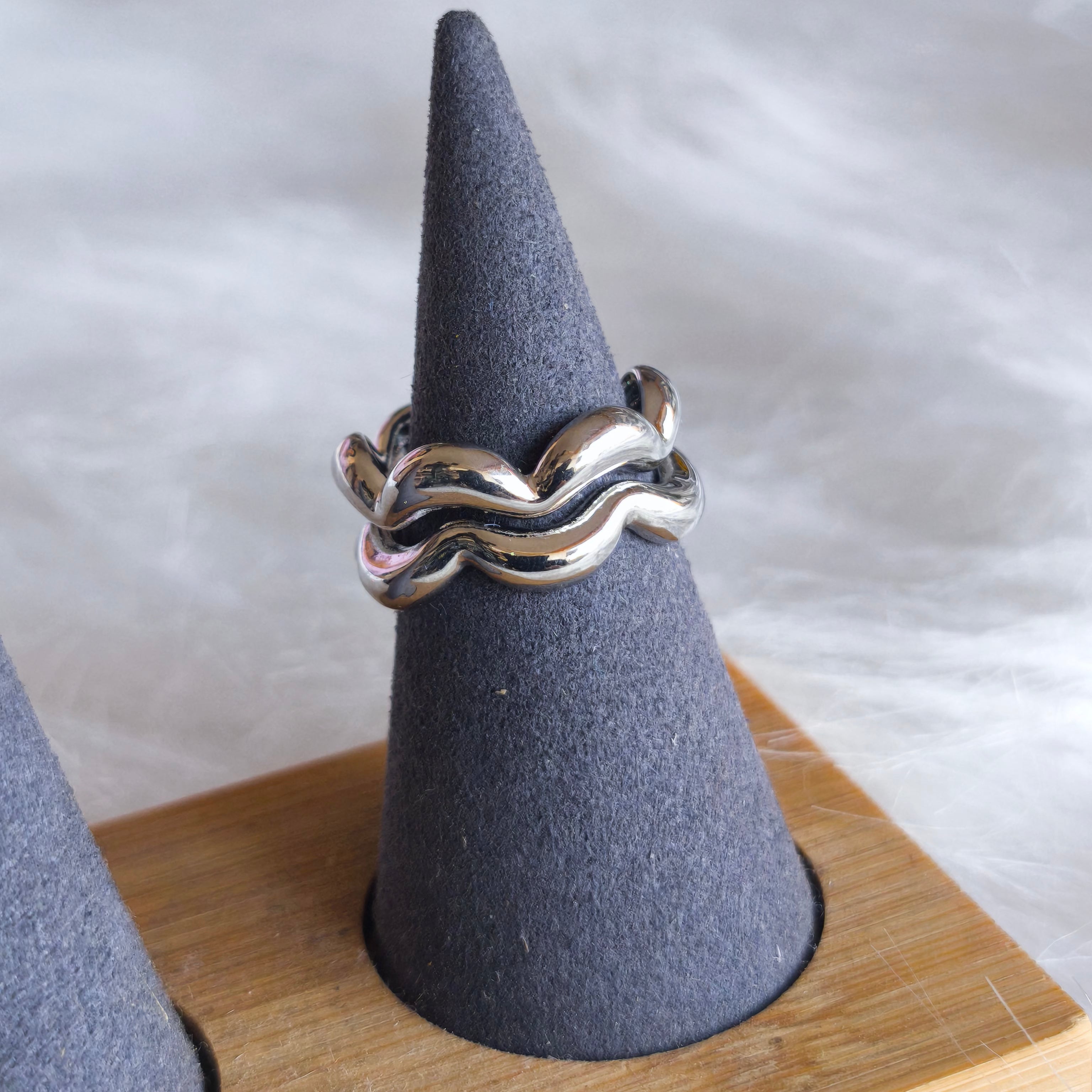 Anillo ondulado