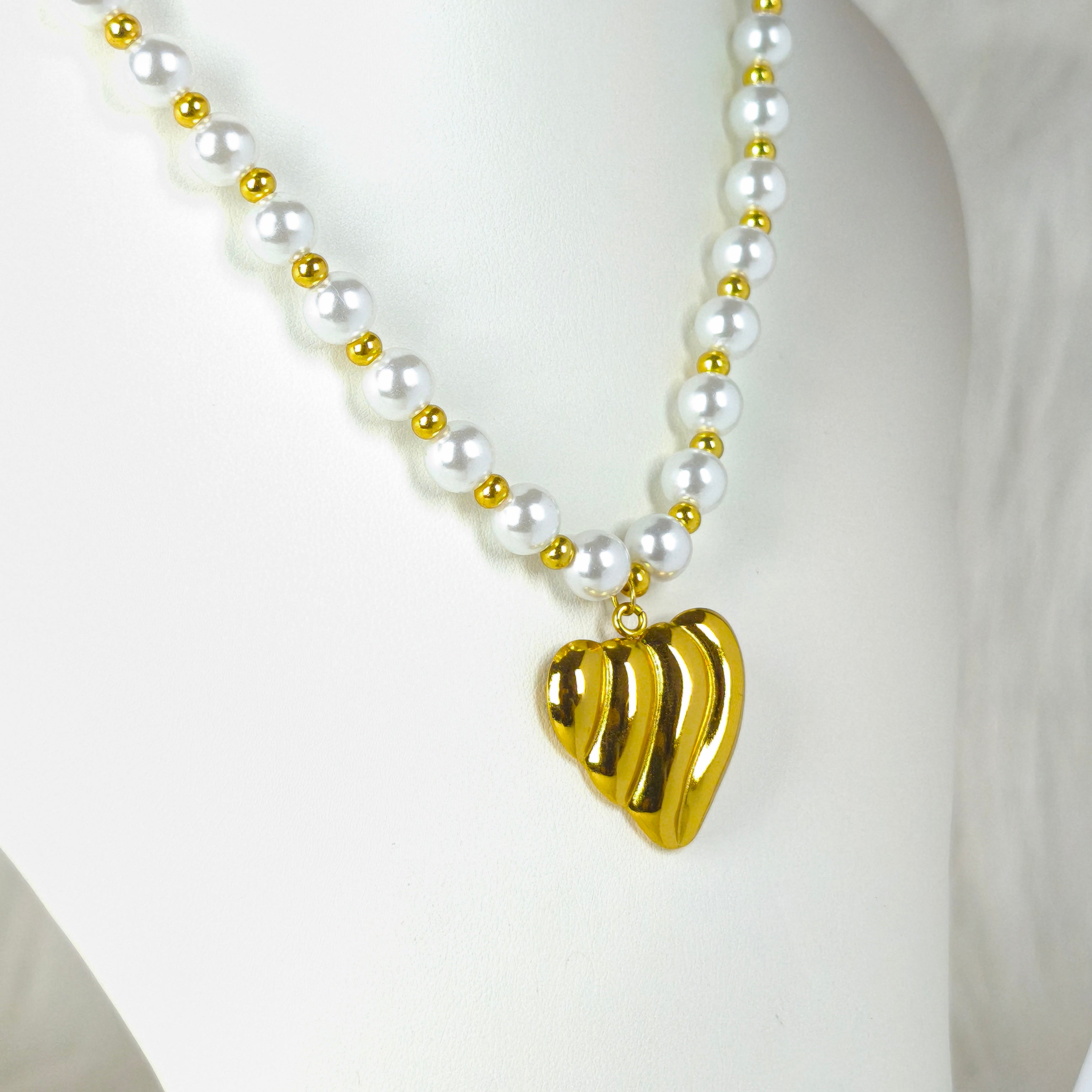 Corazón Perlas Labrado