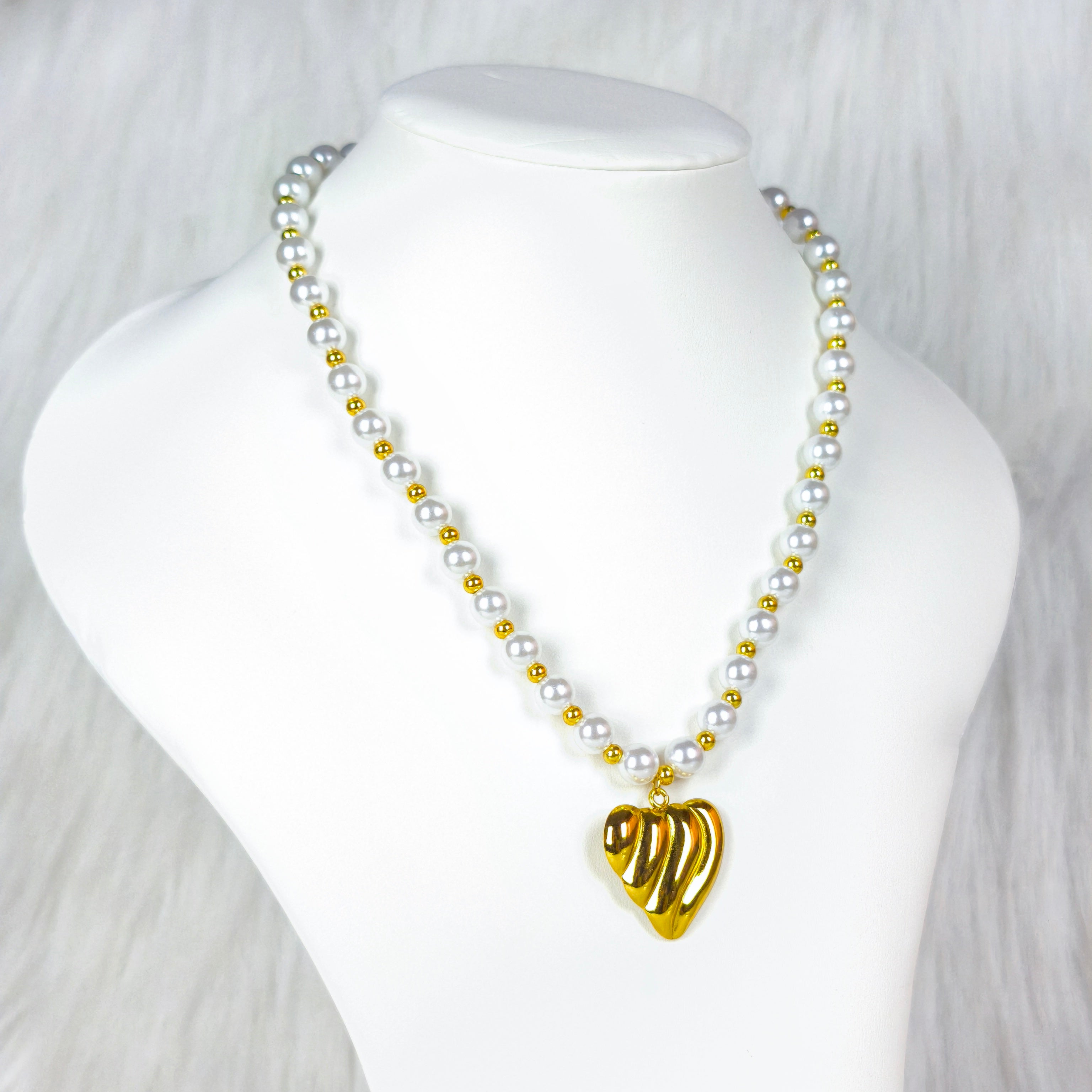 Corazón Perlas Labrado
